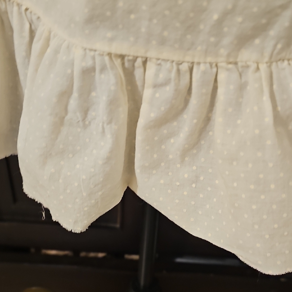 Trinity Cream Lace Detail Chemise - Picture 4 of 12